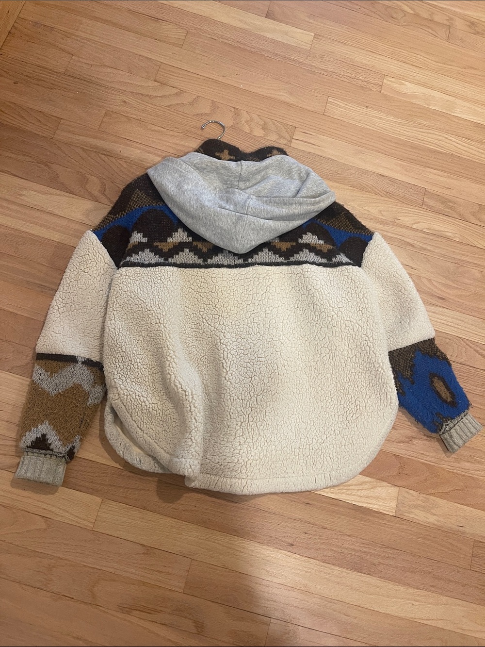 Free people women’s Cream Sherpa Zip-Up Jacket with Patterned Sleeves size S - Picture 8 of 9